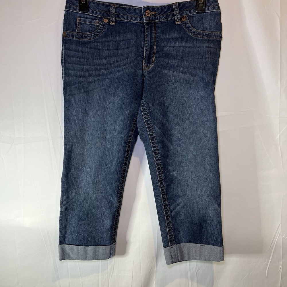 Ana Women's‎ Size 12 Capris Length Denim Pants Beautiful Pocket Detail On Back